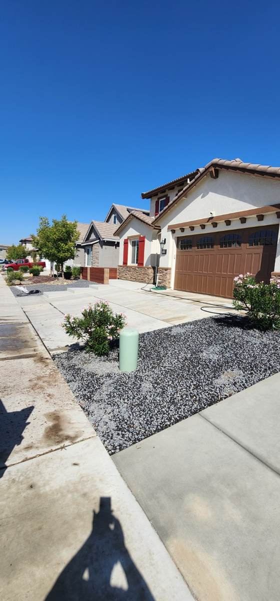Completed landscaping work serving Manteca California
